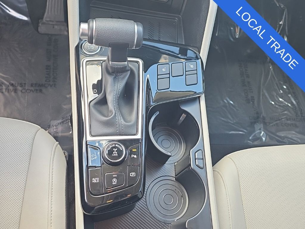 Used 2025 Kia Sportage EX image 19