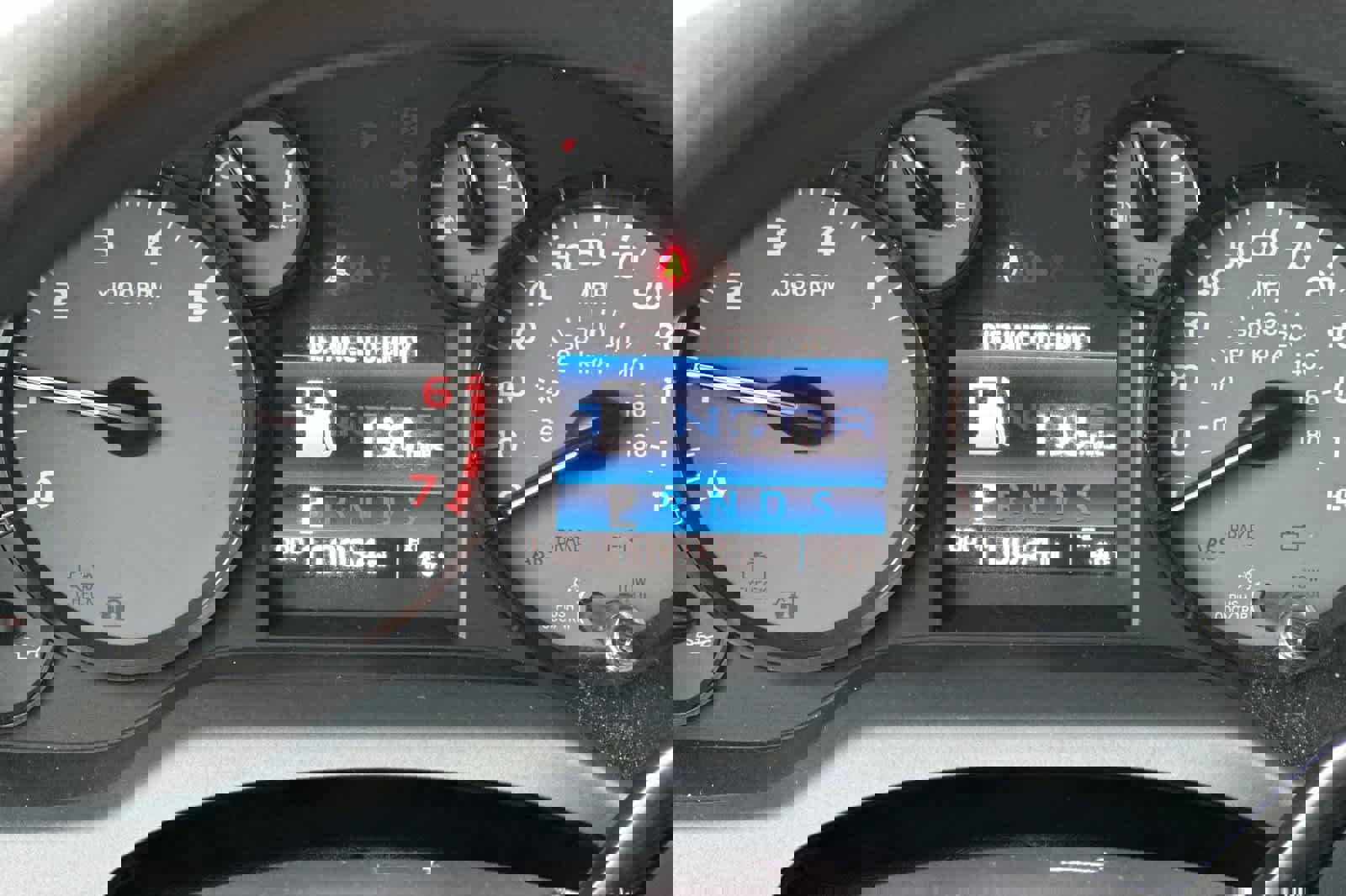 Used 2016 Toyota Tundra SR w/ Tow Package image 23