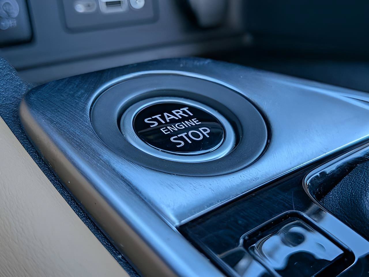 Certified 2025 Nissan Sentra SV w/ SV Premium Package FWD image 17