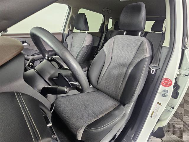 Used 2021 Nissan Rogue SV image 25