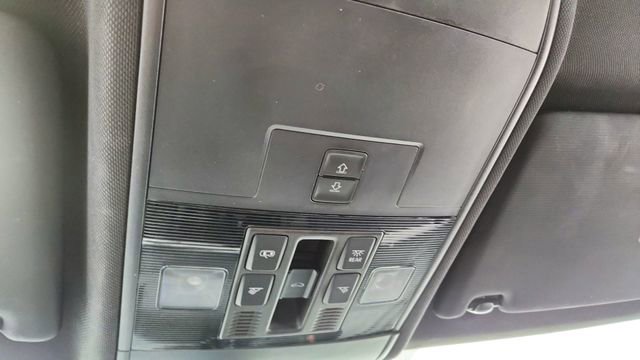 Used 2021 Volkswagen Atlas Cross Sport SE w/ Panoramic Sunroof Package image 53