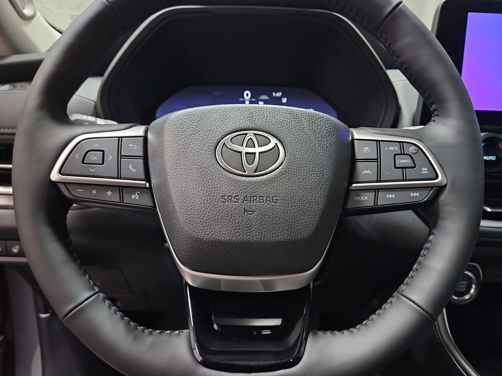 New 2026 Toyota Grand Highlander Platinum image 16