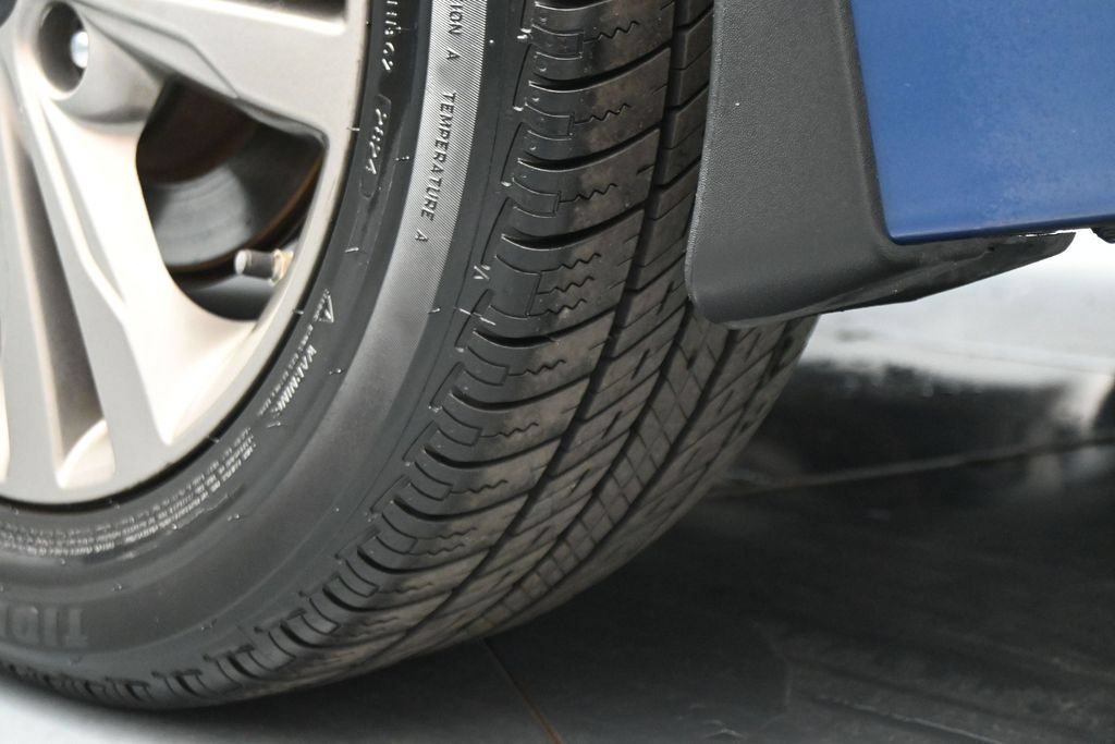 Used 2018 Hyundai Elantra SEL FWD image 26