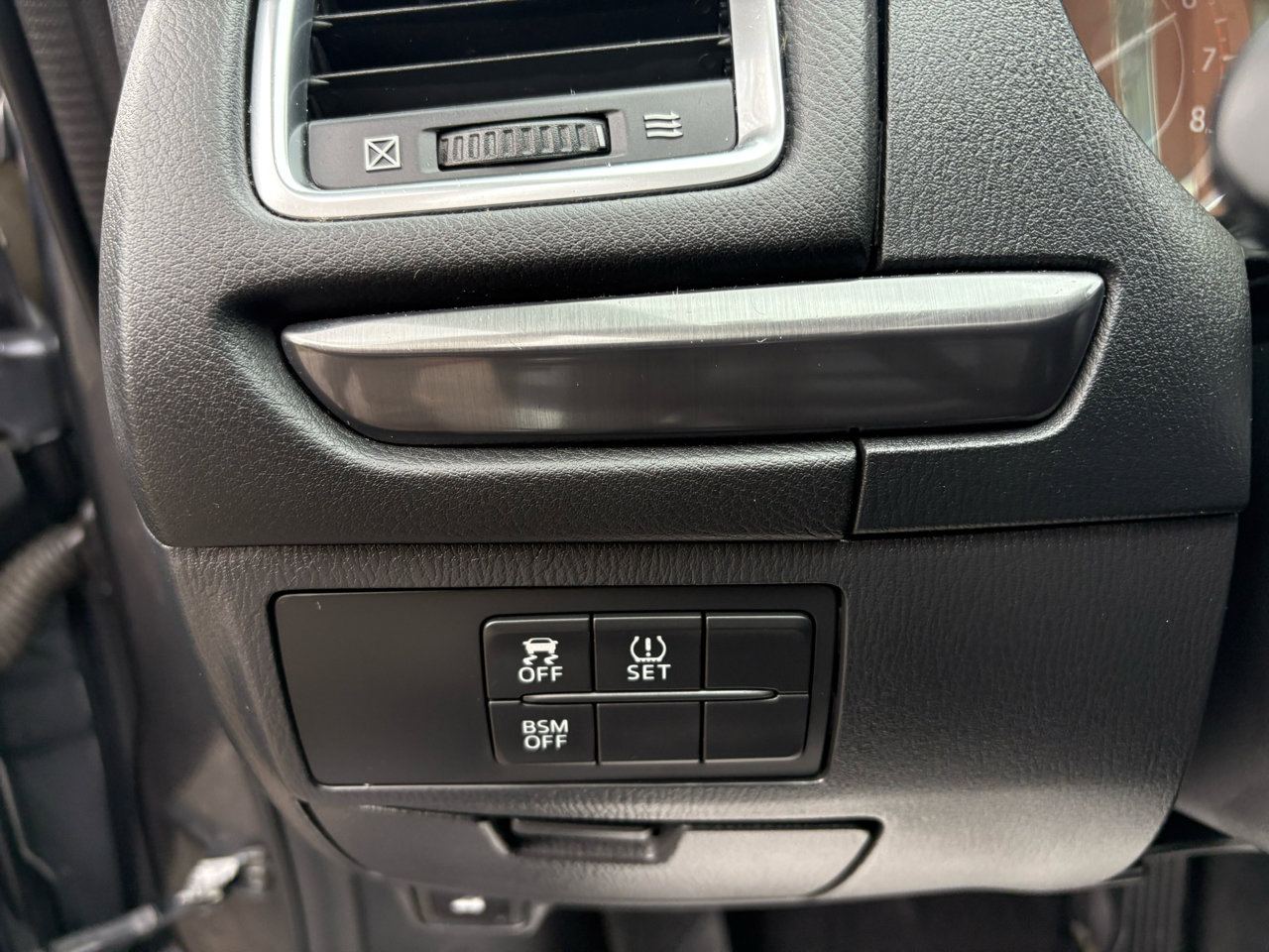 Used 2014 MAZDA MAZDA6 Touring image 16