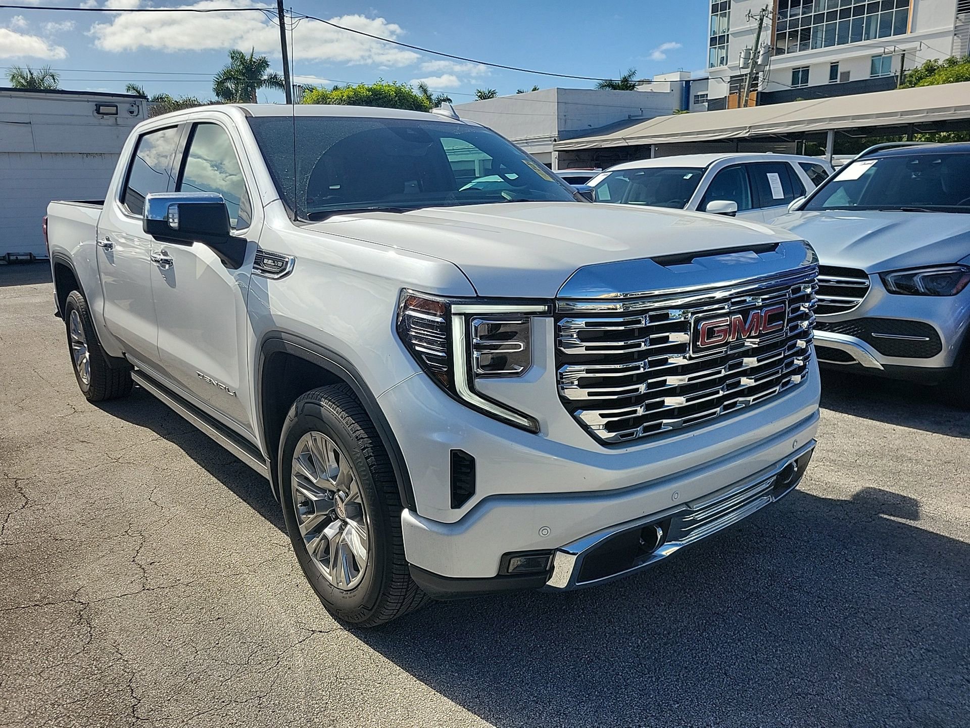 Used 2024 GMC Sierra 1500 Denali w/ Technology Package image 6