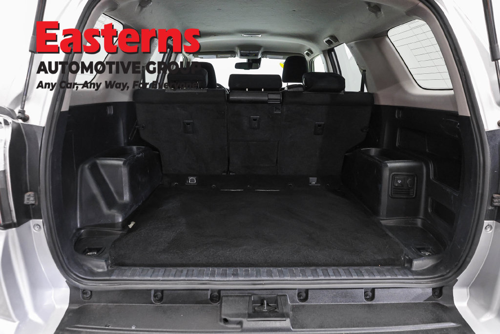 Used 2023 Toyota 4Runner SR5 AWD/4WD image 11