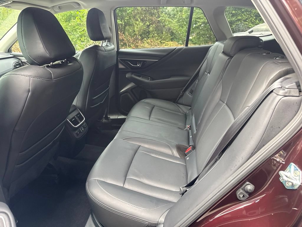Used 2025 Subaru Outback Touring AWD/4WD image 12