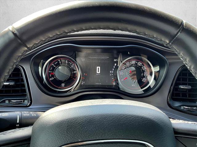 Used 2023 Dodge Challenger SXT RWD image 18