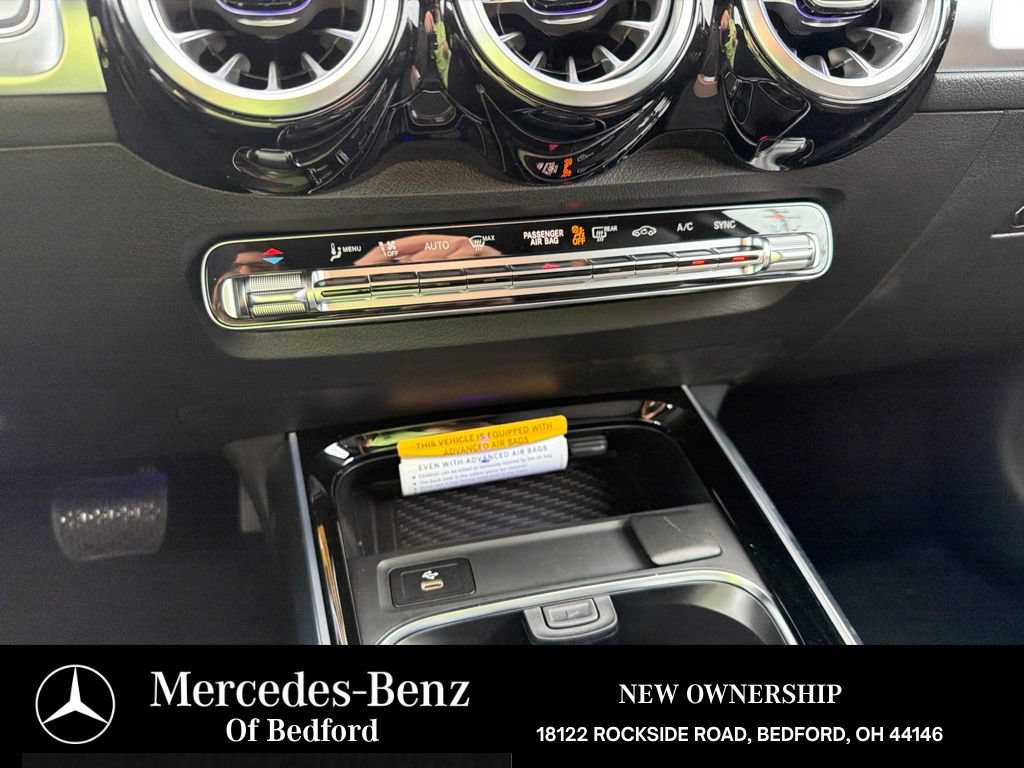 New 2026 Mercedes-Benz GLB 250 4MATIC image 16