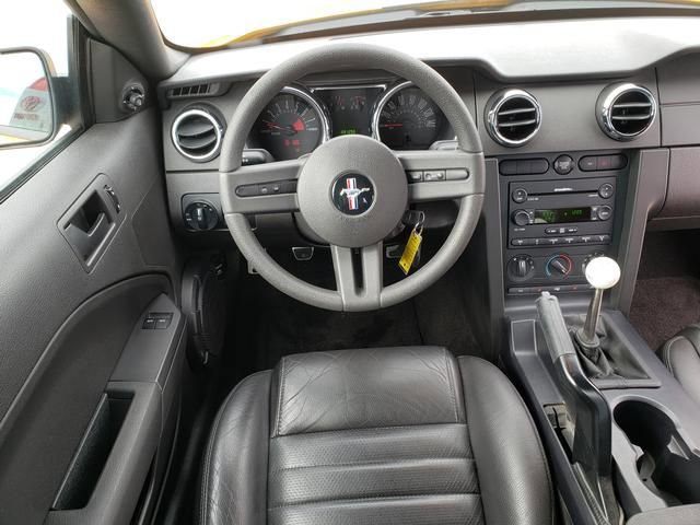 Used 2007 Ford Mustang GT Premium image 17