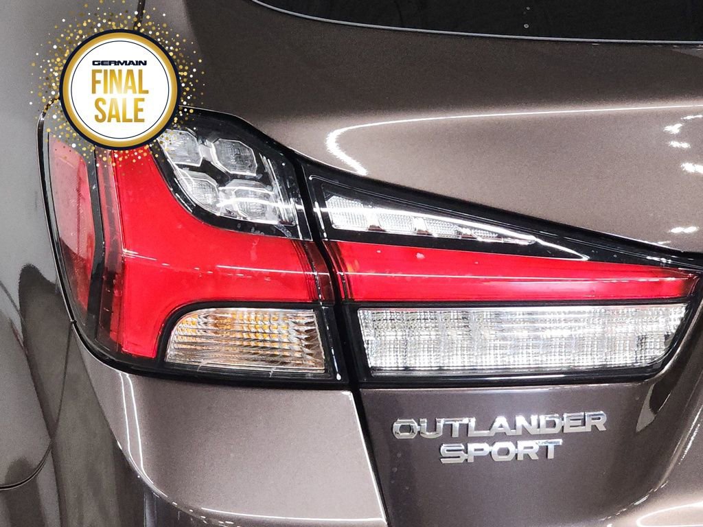 Used 2025 Mitsubishi Outlander Sport LE image 13