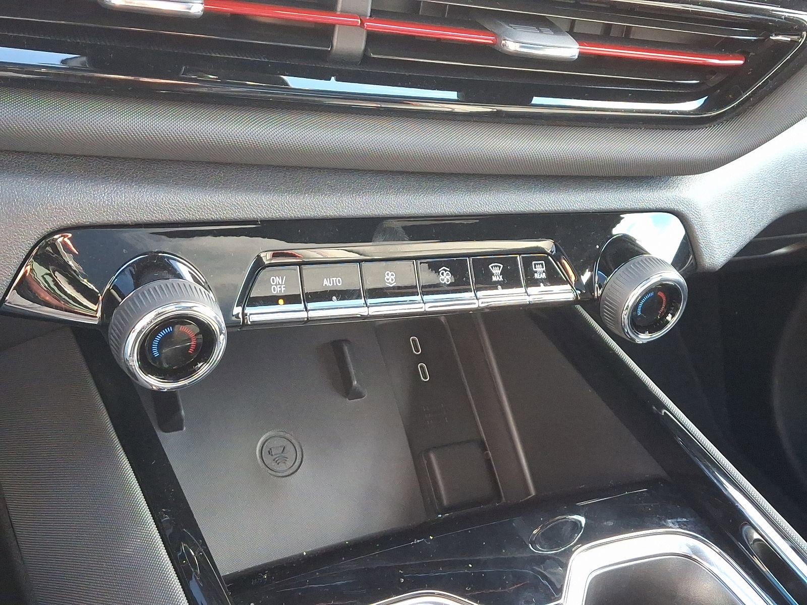 New 2025 Chevrolet Silverado EV RST image 16