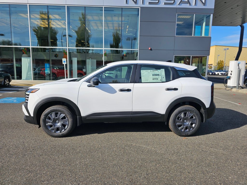 New 2027 Nissan Kicks S FWD image 8