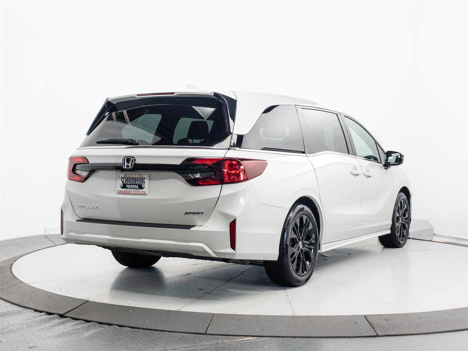 Used 2025 Honda Odyssey Sport-L image 13
