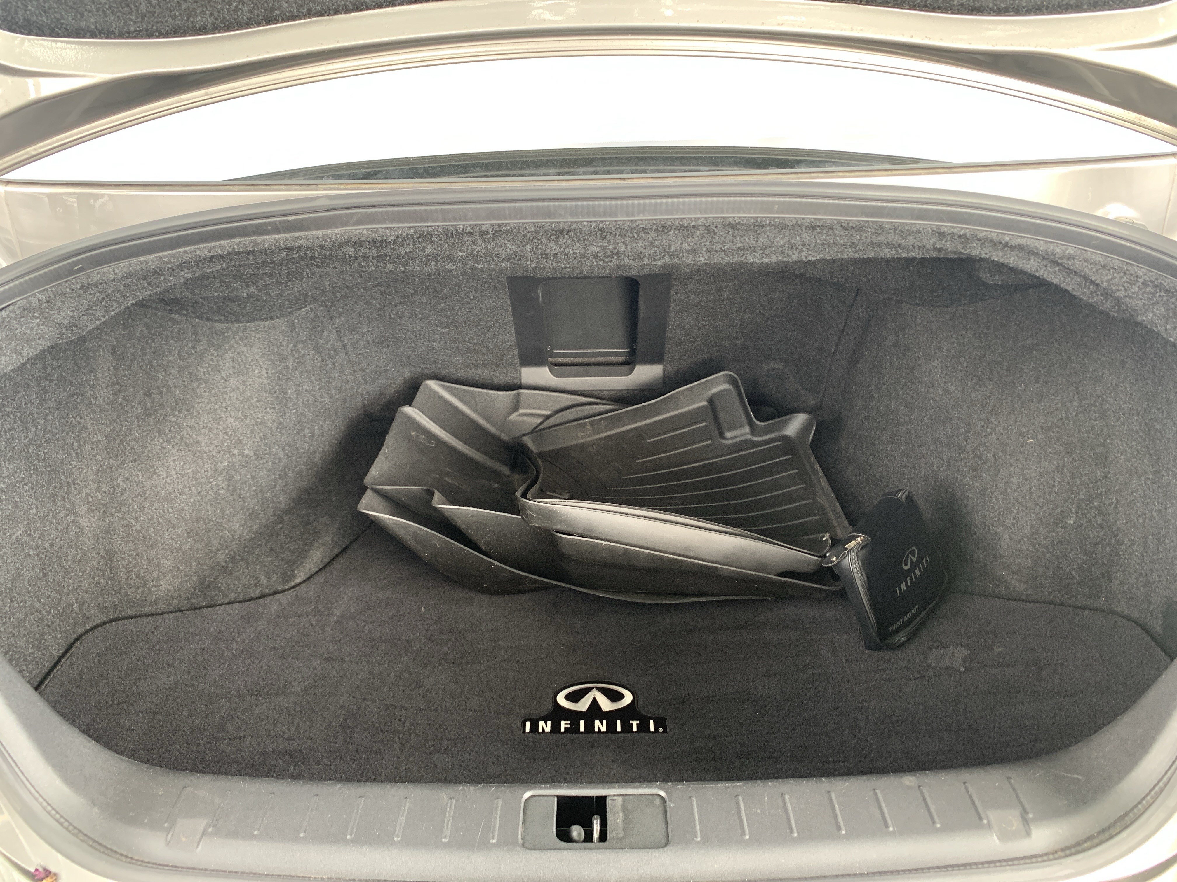 Used 2013 INFINITI M37 w/ Premium Pkg RWD image 25