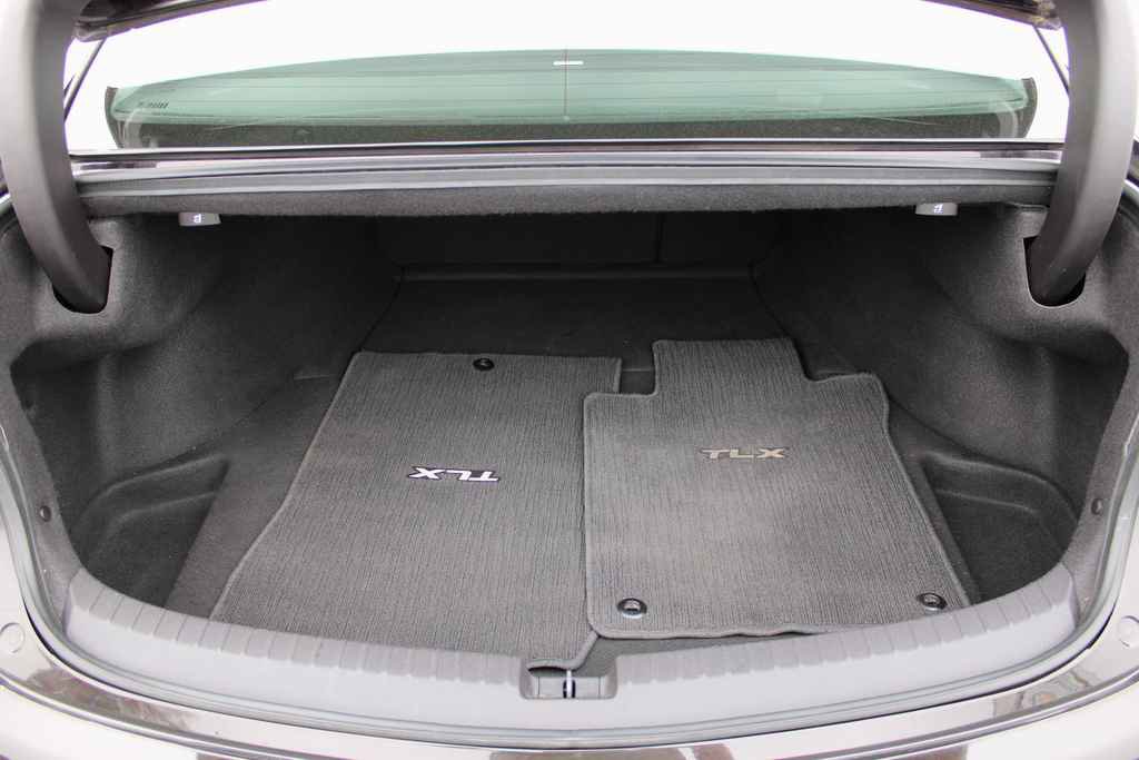 Used 2017 Acura TLX w/Tech image 19