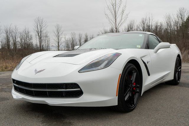 Used 2016 Chevrolet Corvette Stingray Coupe w/ 3LT Preferred Equipment Group image 2