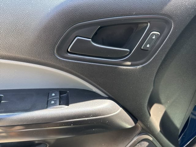 Used 2019 Chevrolet Colorado W/T RWD image 8