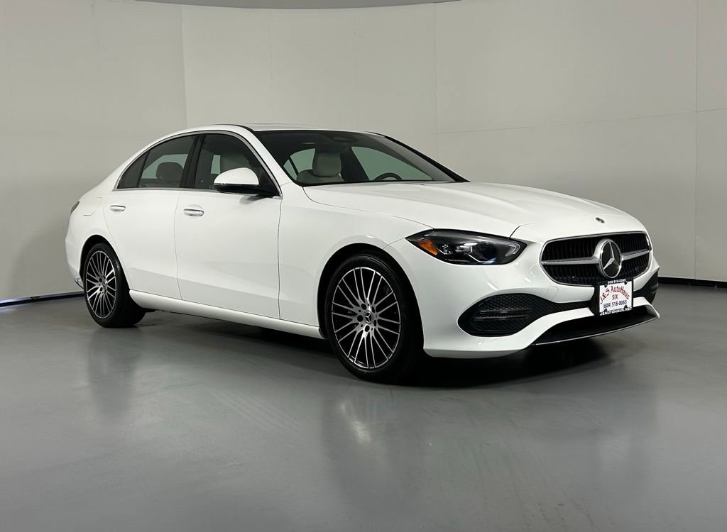Used 2023 Mercedes-Benz C 300 4MATIC Sedan image 1