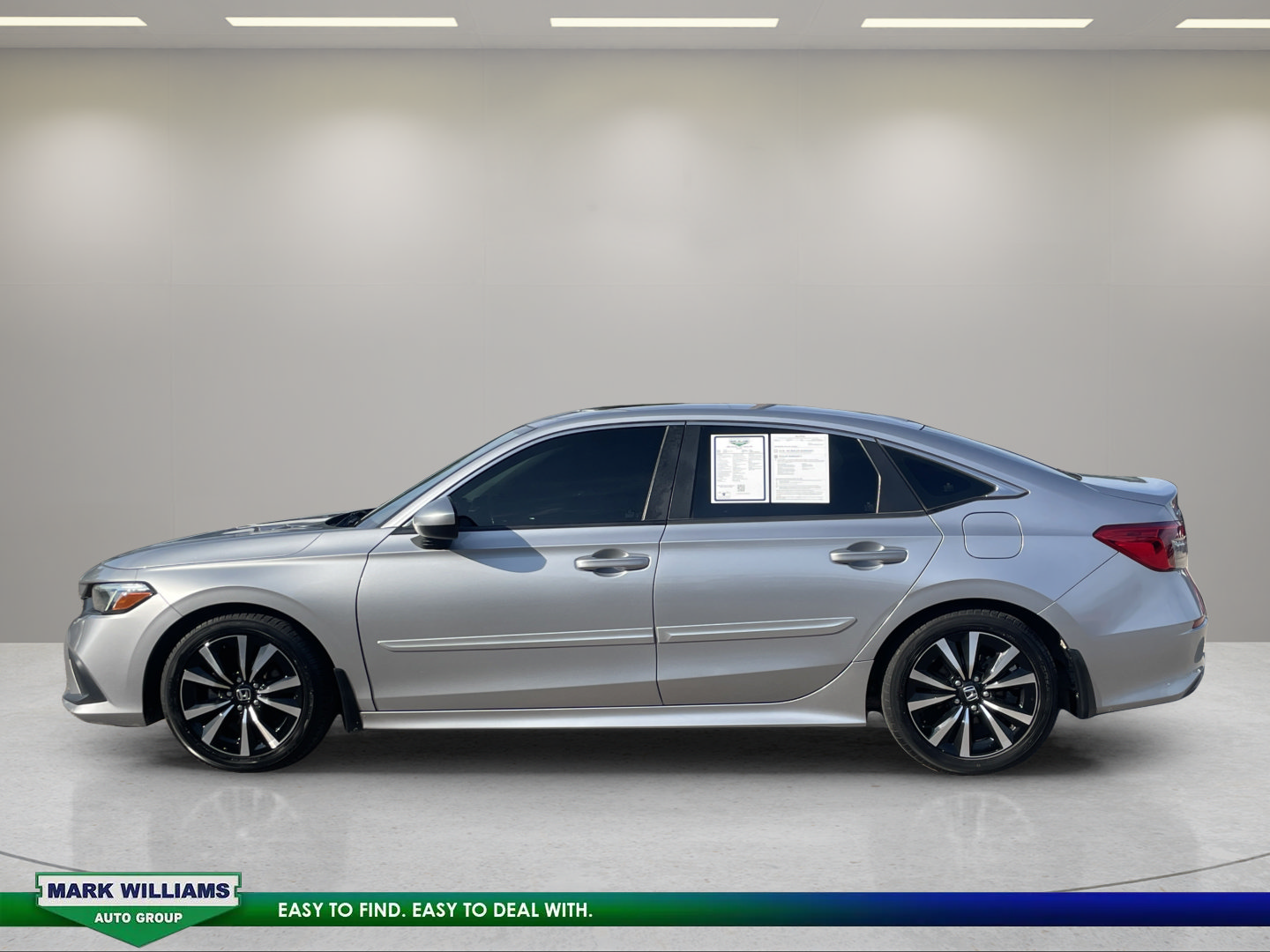 Used 2022 Honda Civic EX image 4