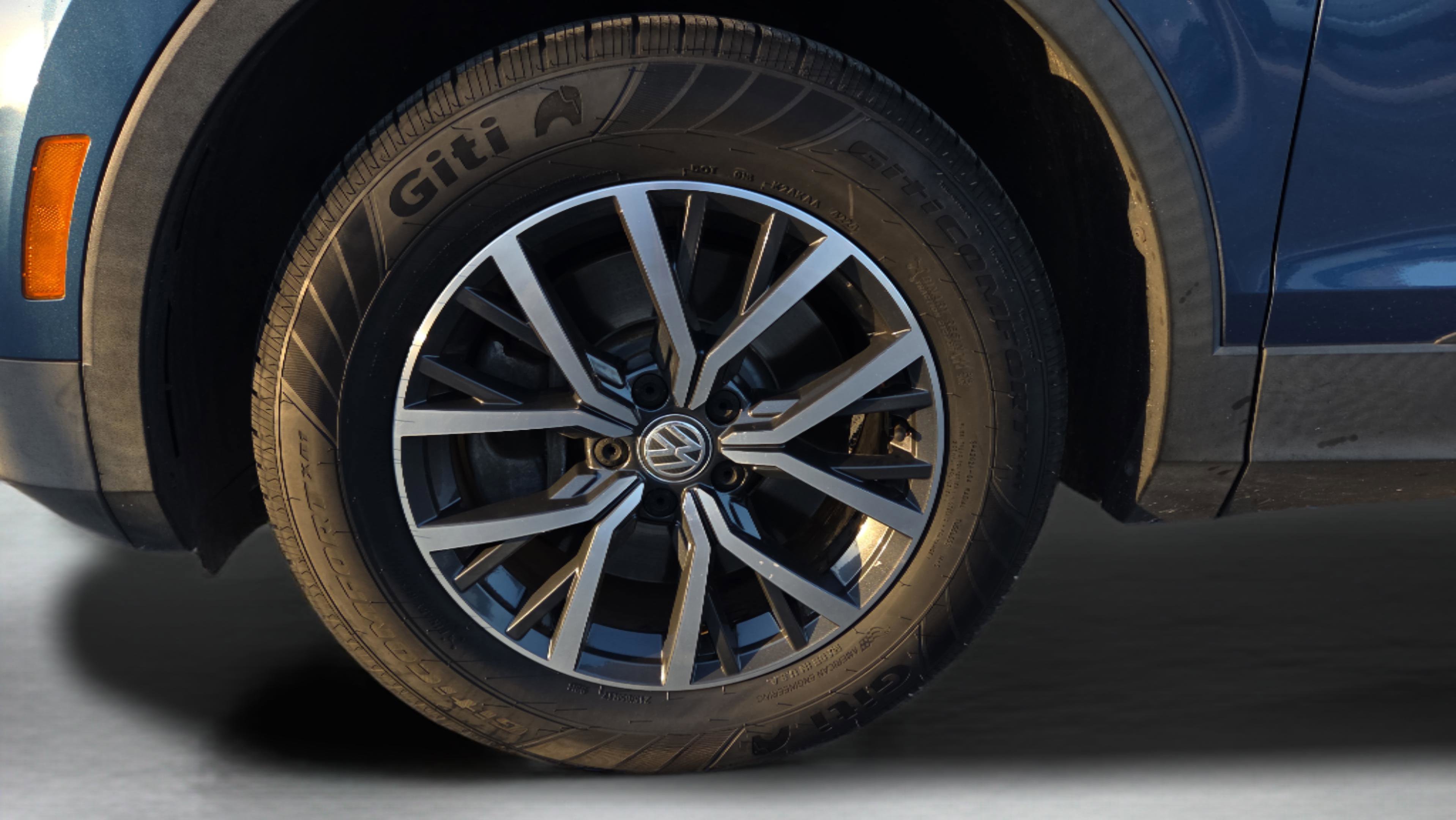 Used 2019 Volkswagen Tiguan S image 9