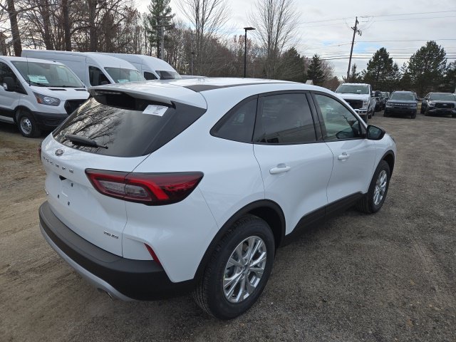 New 2026 Ford Escape Active w/ Cold Weather Package AWD/4WD image 3