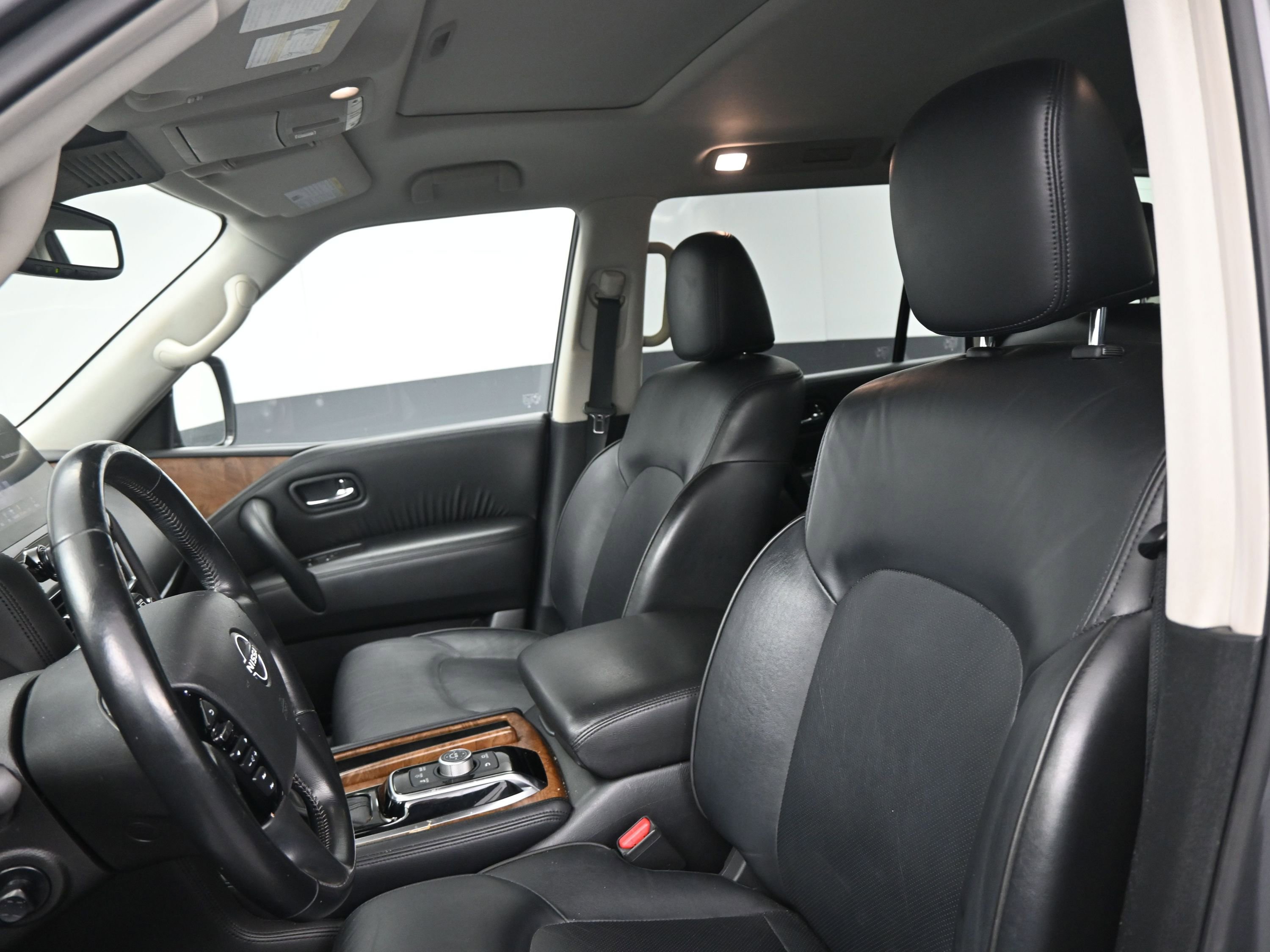 Used 2021 Nissan Armada SL w/ Captain's Chairs Package image 17