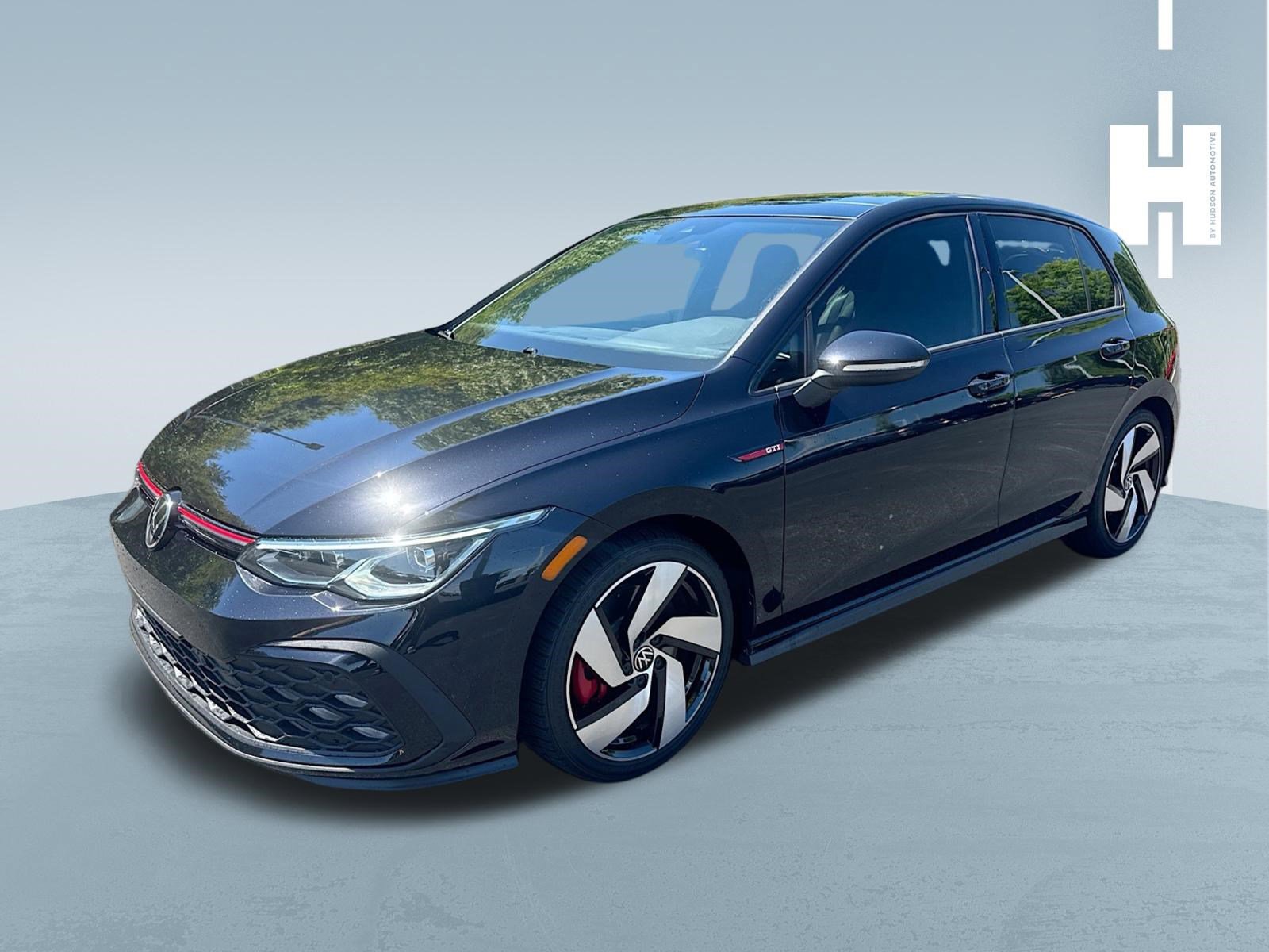 Used 2022 Volkswagen GTI SE FWD image 3