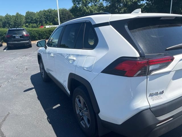 Used 2024 Toyota RAV4 LE AWD/4WD image 9