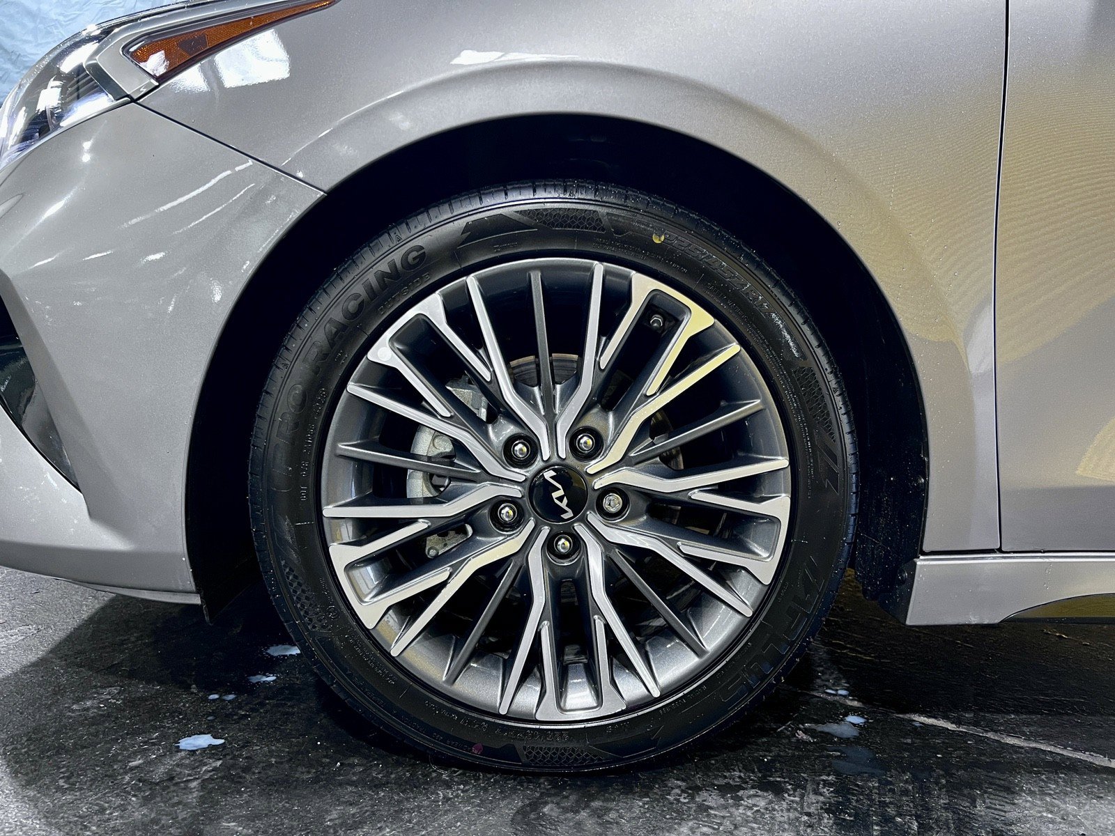 Used 2024 Kia Forte GT-Line image 26