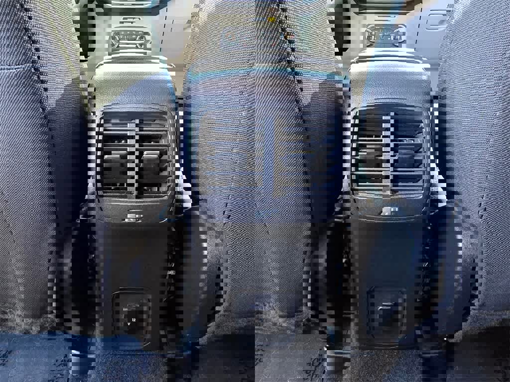 Used 2020 Ford Escape SE image 9