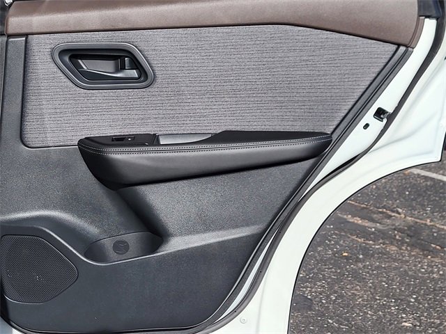 Used 2021 Nissan Rogue S image 20