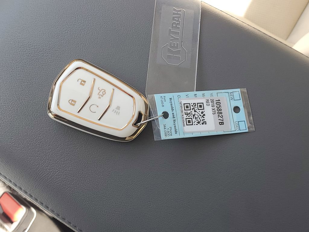 Used 2019 Cadillac XT5 Luxury image 28