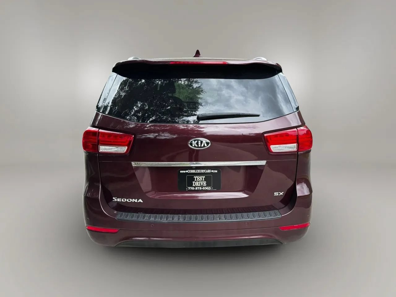 Used 2016 Kia Sedona SX FWD image 8