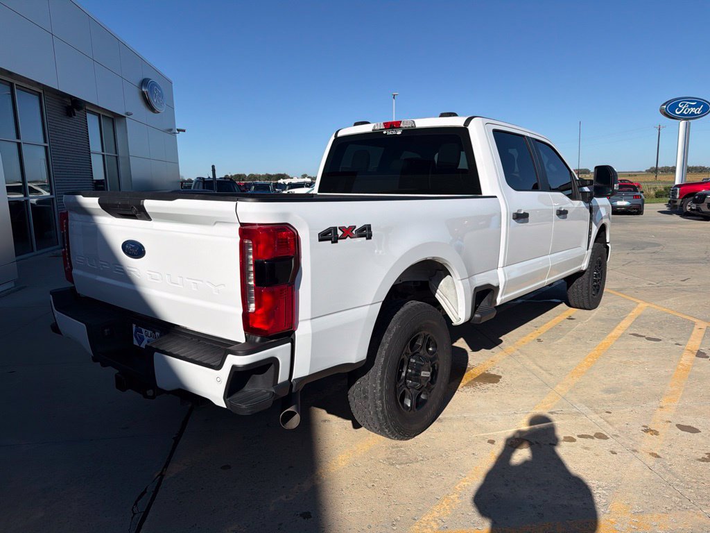 Used 2023 Ford F250 XL w/ STX Appearance Package AWD/4WD image 14