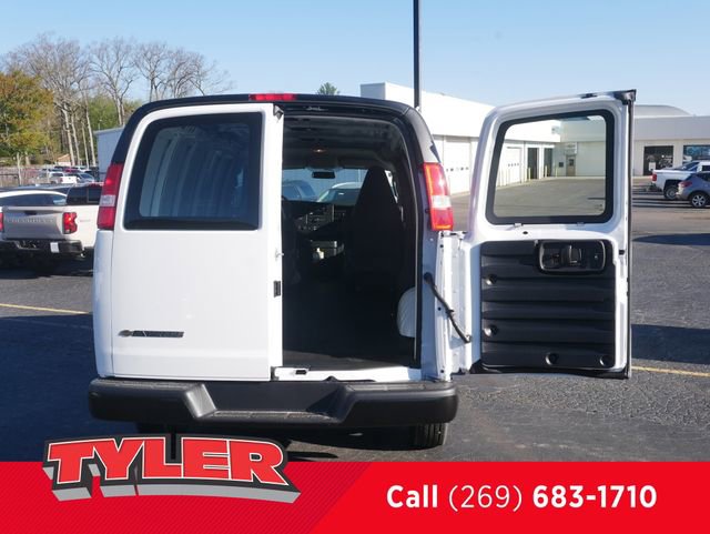 New 2026 Chevrolet Express 2500 w/ Driver Convenience Package RWD image 14