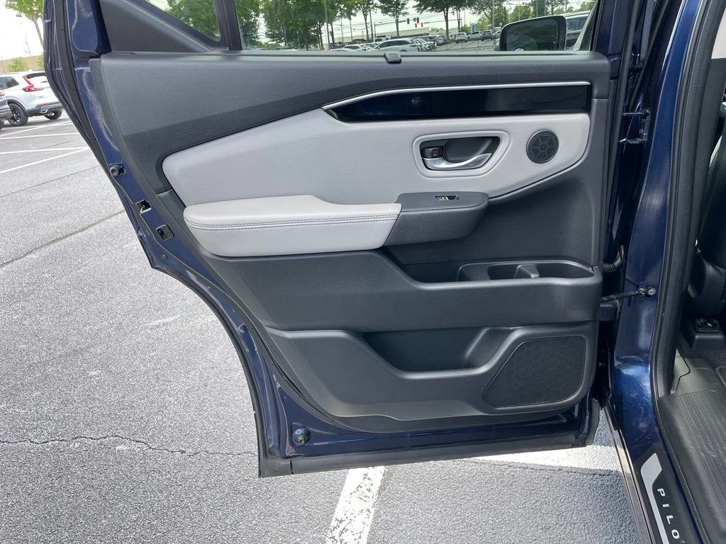 Certified 2024 Honda Pilot Touring image 37