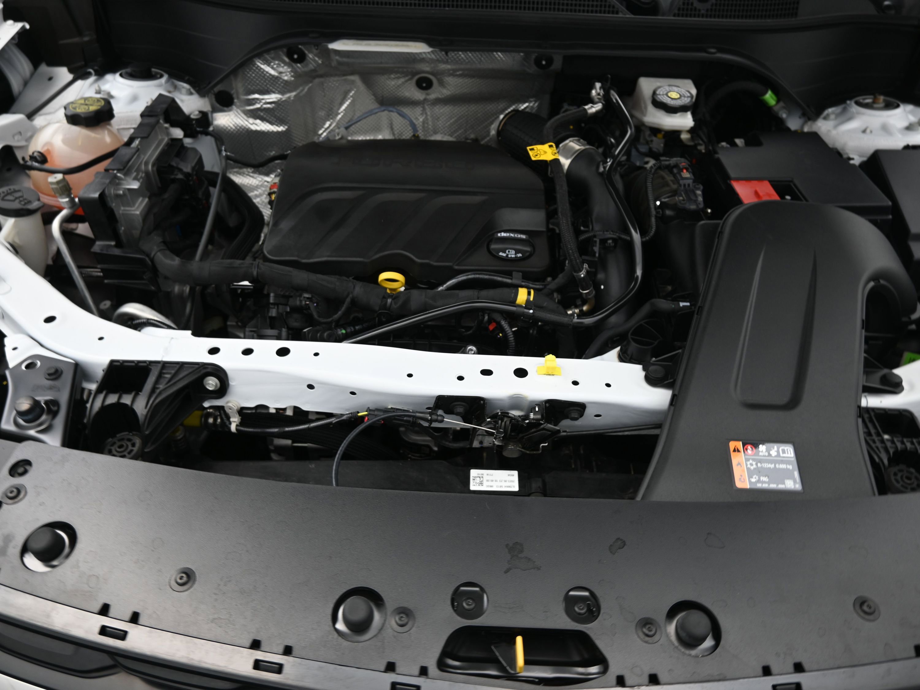 Used 2024 Chevrolet Trax RS w/ Sunroof Package image 22