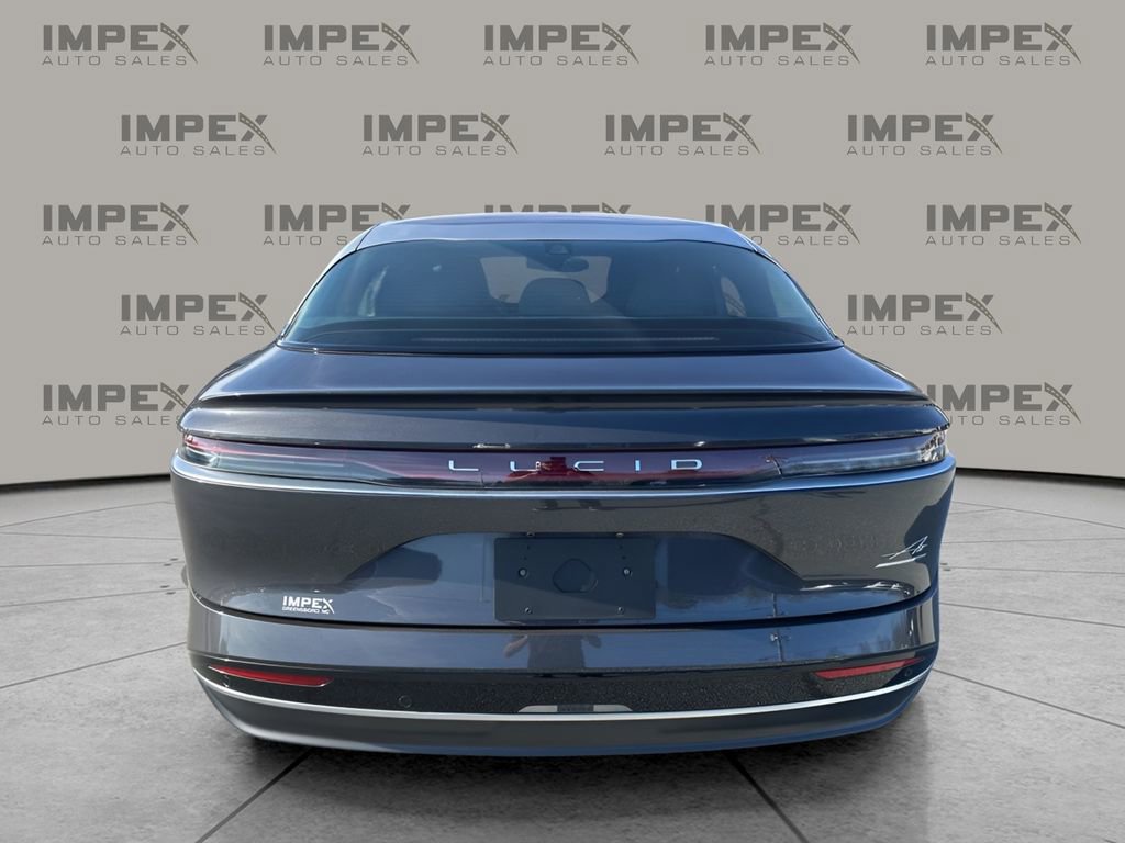 Used 2024 Lucid Air Touring image 4