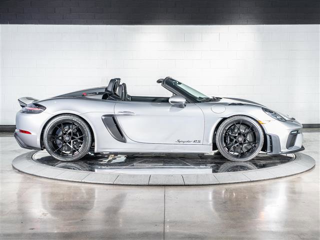 Certified 2025 Porsche 718 Boxster Spyder RS image 16