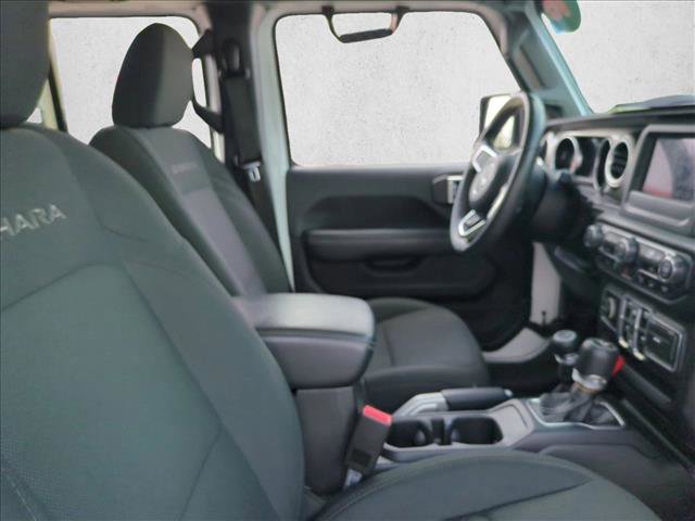 Used 2018 Jeep Wrangler Unlimited Sahara w/ Safety Group image 20