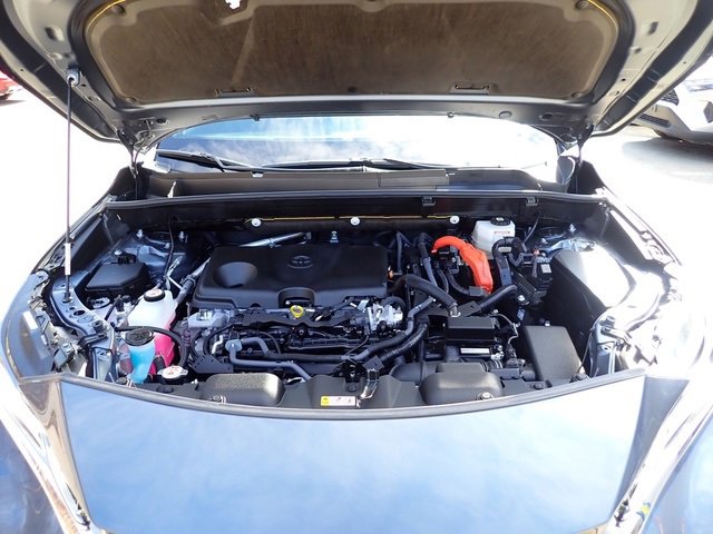 Certified 2024 Toyota Venza XLE image 14