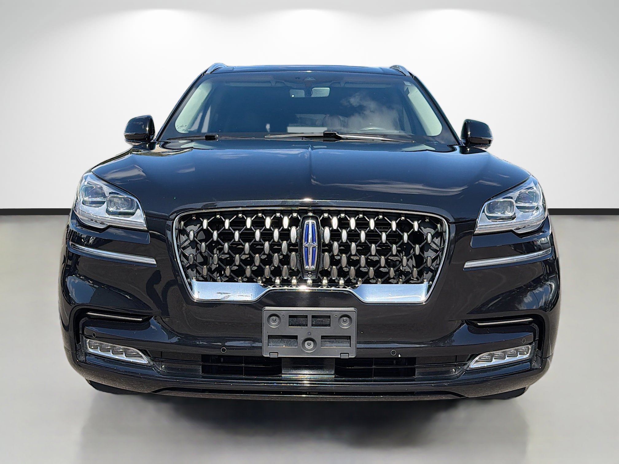 Used 2020 Lincoln Aviator Grand Touring w/ Equipment Group 302A image 8