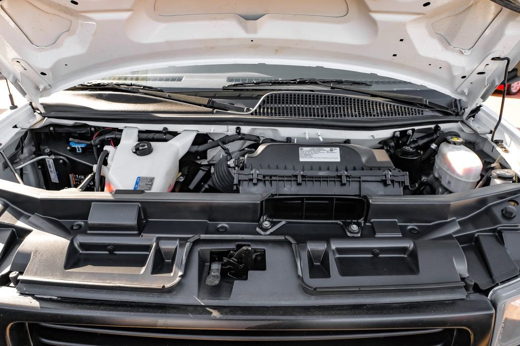 Used 2021 GMC Savana 3500 Extended w/ Power Convenience Package image 33