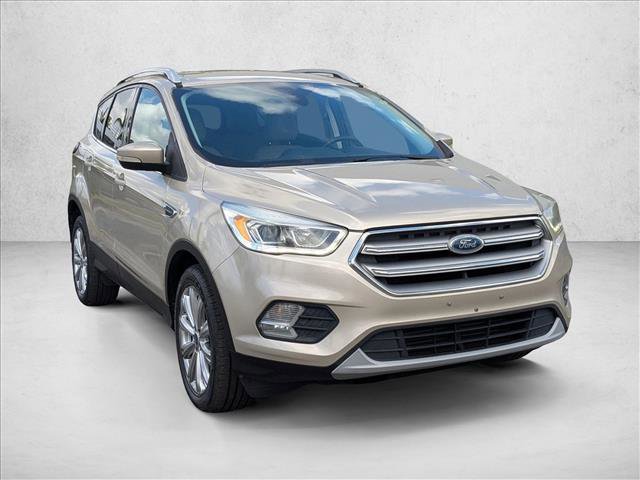 Used 2017 Ford Escape Titanium video 3