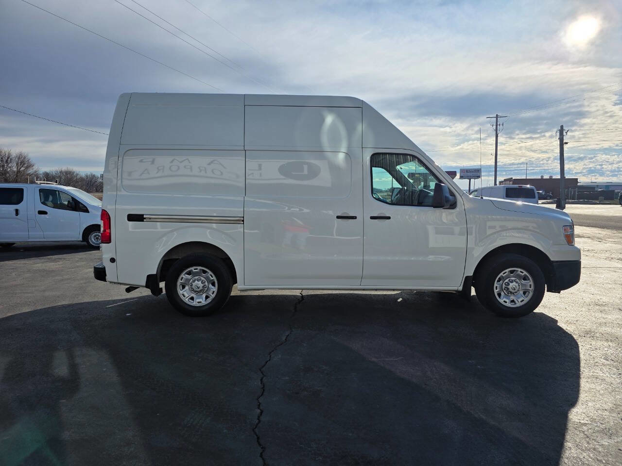 Used 2021 Nissan NV 2500 SV w/ Navigation Package image 5