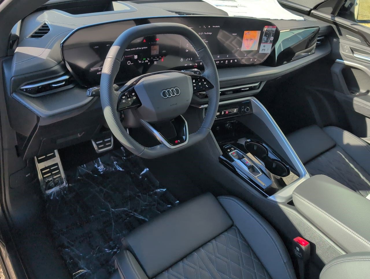 New 2025 Audi SQ5 Premium Plus image 2