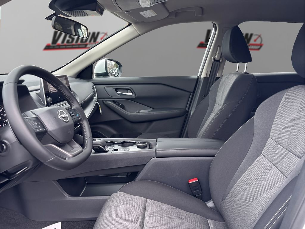 New 2026 Nissan Rogue SV AWD/4WD image 9