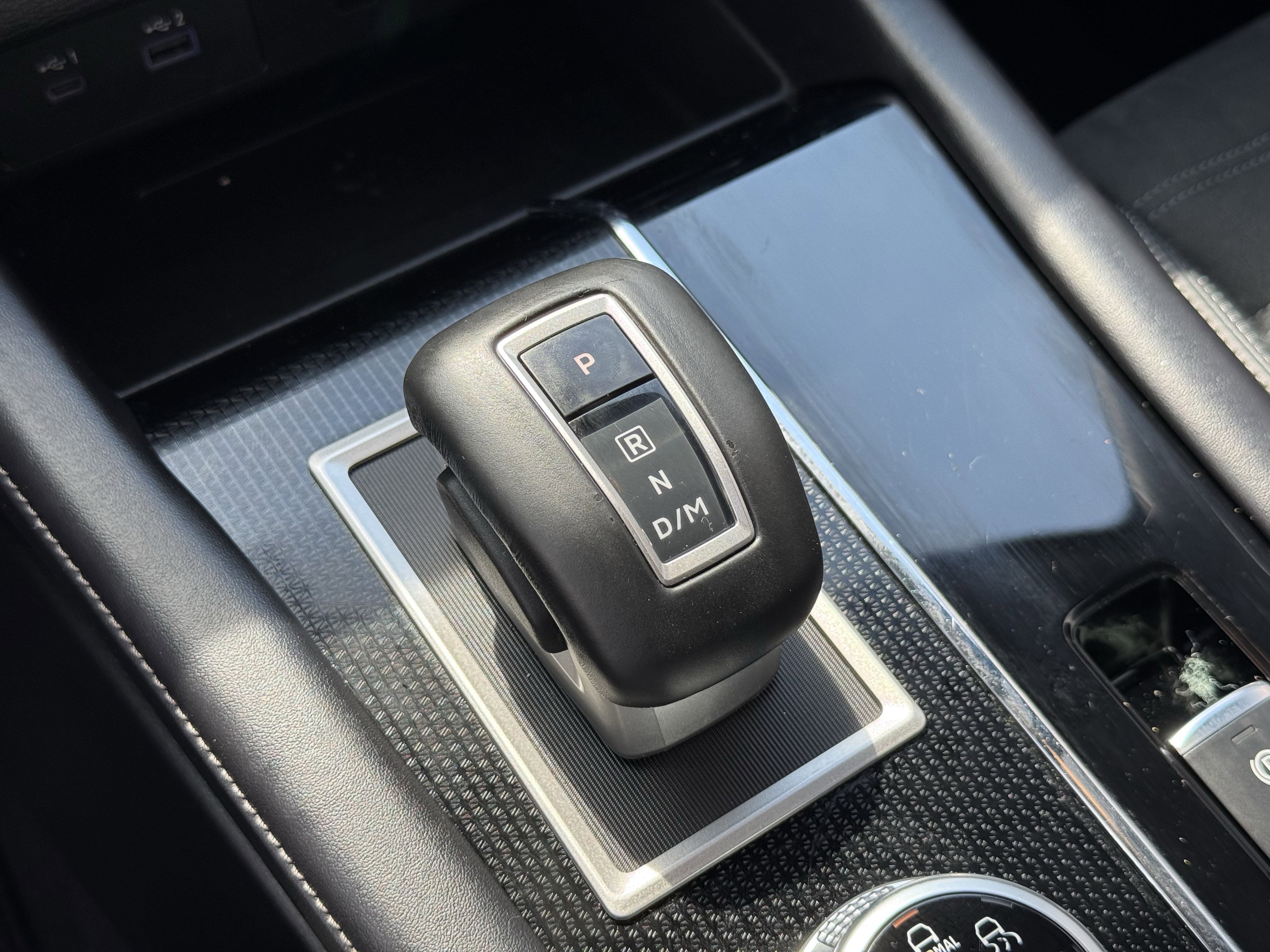 Used 2022 Mitsubishi Outlander SE image 23