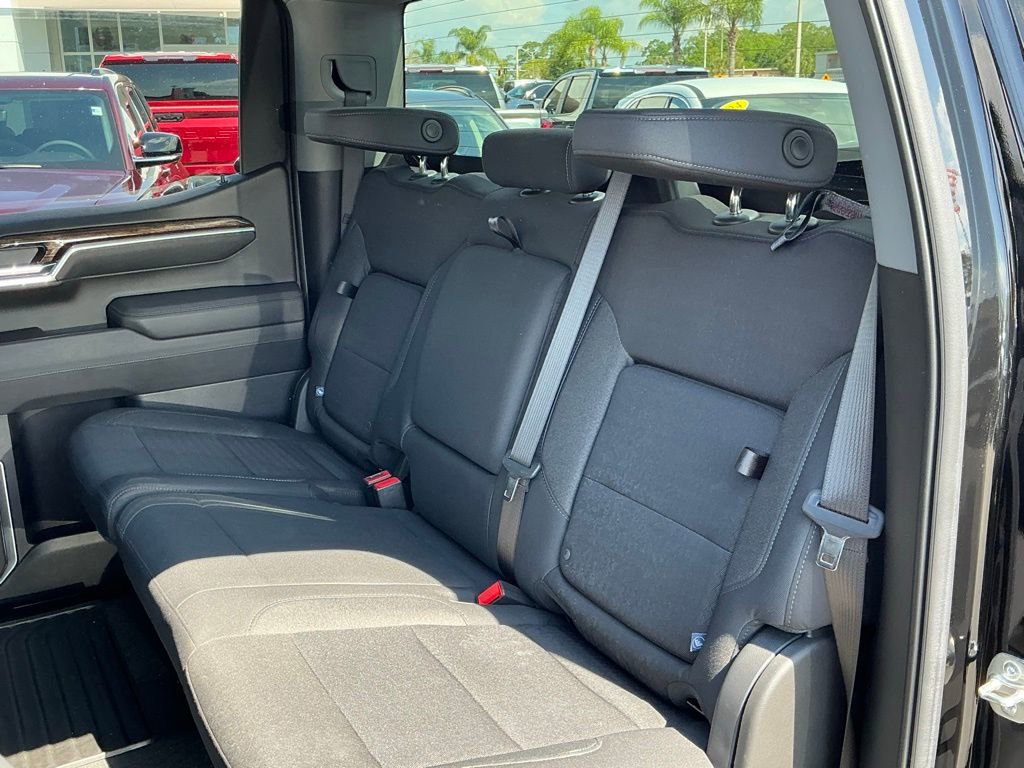 Used 2025 GMC Sierra 1500 Elevation image 26